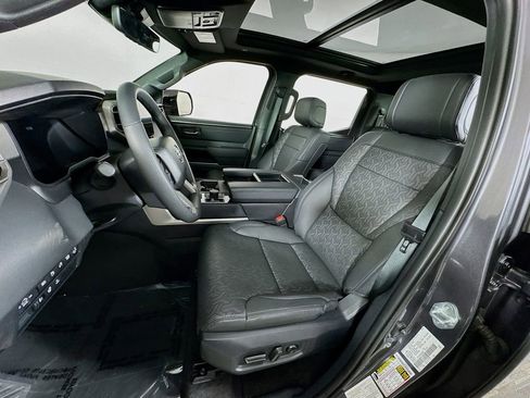 Used 2025 Toyota Tundra Limited image 13