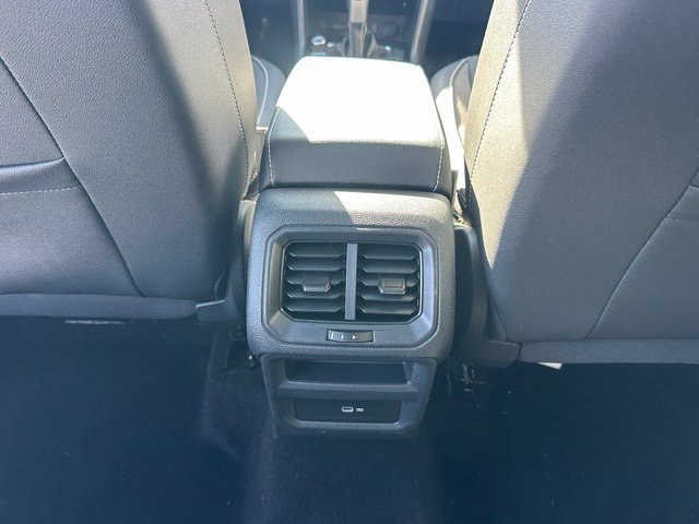 Certified 2023 Volkswagen Taos SE w/ Panoramic Sunroof Package AWD/4WD image 29