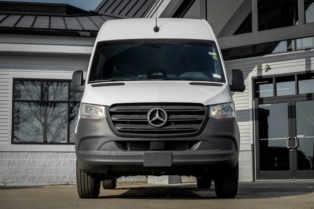 Used 2026 Mercedes-Benz Sprinter 2500 image 5