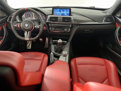 Used 2020 BMW M4 Coupe w/ Competition Package RWD image 17