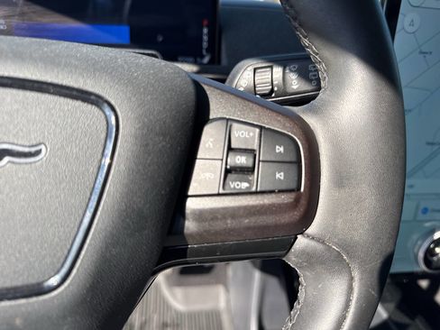 Used 2021 Ford Mustang Mach-E Premium image 22