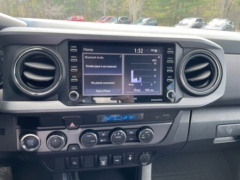 Used 2023 Toyota Tacoma TRD Off-Road AWD/4WD image 11