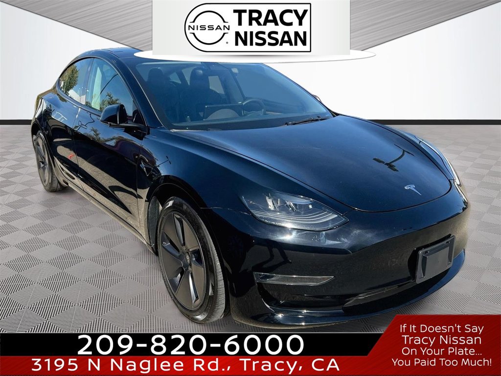 Used 2023 Tesla Model 3 Standard Range RWD image 1