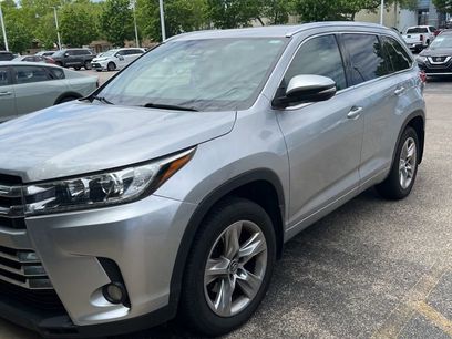 Used 2017 Toyota Highlander Limited w/ Carpet Mat Package