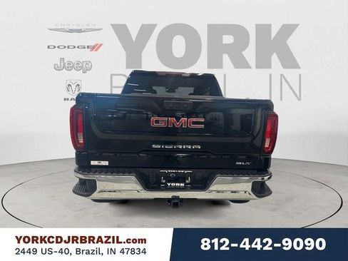 Used 2023 GMC Sierra 1500 SLT w/ SLT Convenience Package image 4