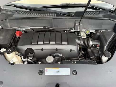 Used 2017 Buick Enclave Leather w/ Enclave Tuscan Edition image 32