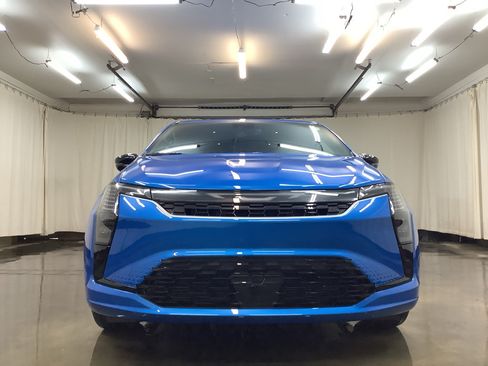 New 2027 Chrysler Pacifica Select FWD image 10