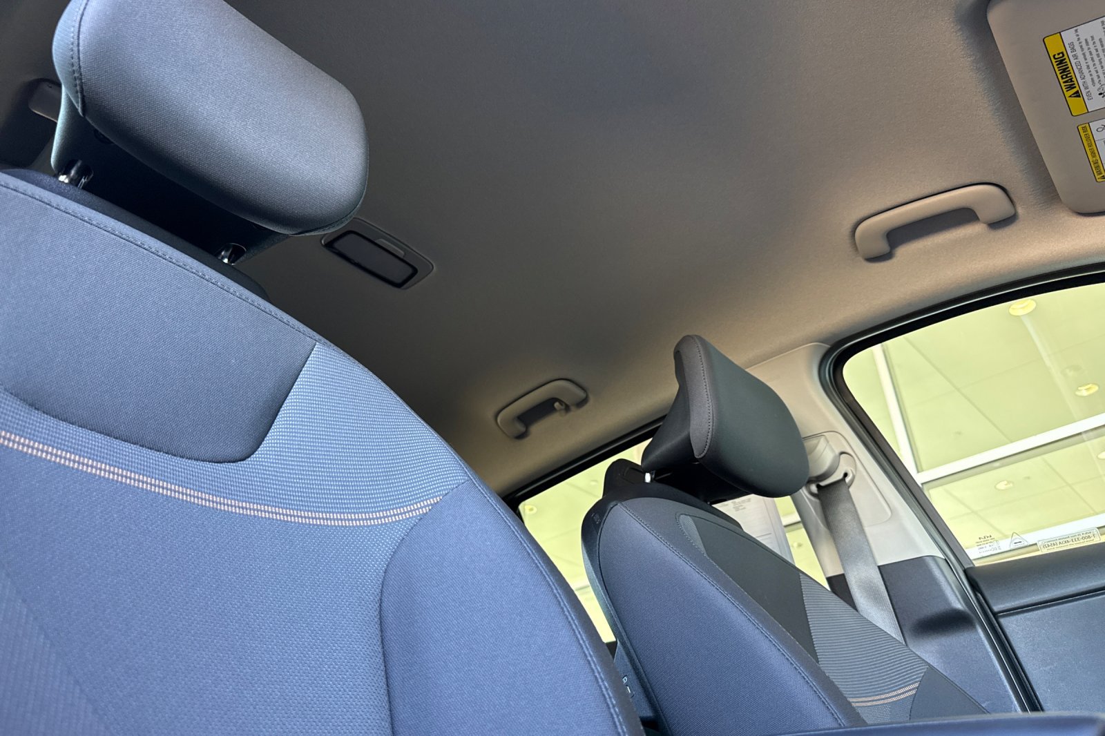 Used 2025 Kia Niro LX FWD image 17