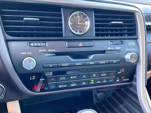 Used 2019 Lexus RX 350L Luxury image 29