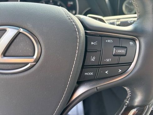 Used 2022 Lexus LS 500 AWD w/ Interior Upgrade Package image 16