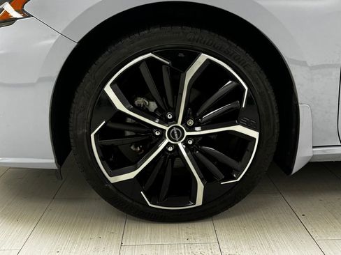 Used 2023 Nissan Altima 2.5 SR w/ SR Premium Package image 42