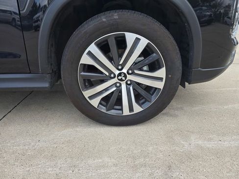 Used 2025 Mitsubishi Outlander Sport ES image 10