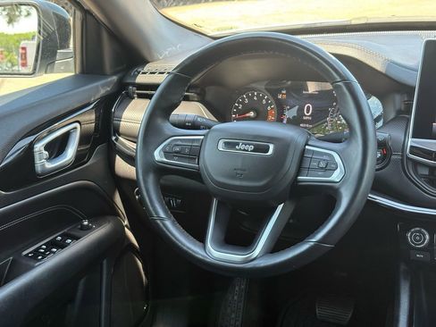 Used 2022 Jeep Compass Latitude w/ Convenience Group AWD/4WD image 12