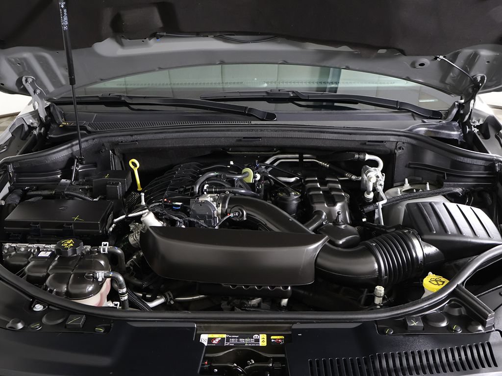 Used 2025 Dodge Durango GT AWD/4WD image 26