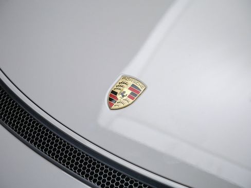 Certified 2021 Porsche 718 Boxster Spyder RWD image 12