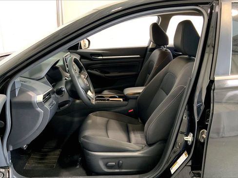 Used 2021 Nissan Altima 2.5 SV FWD image 15