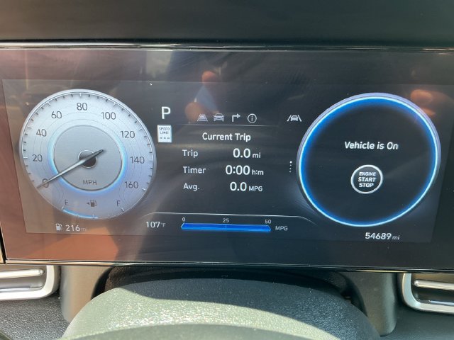 Used 2025 Hyundai Elantra SEL FWD image 14
