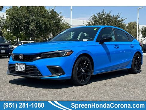 Used 2023 Honda Civic Sport image 1