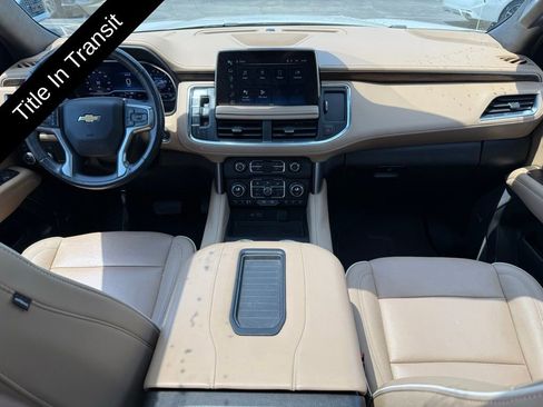 Used 2023 Chevrolet Tahoe Premier AWD/4WD image 14