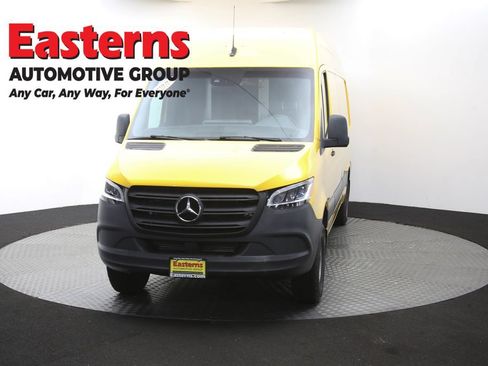 Used 2021 Mercedes-Benz Sprinter 2500 w/ Acoustic Package image 50