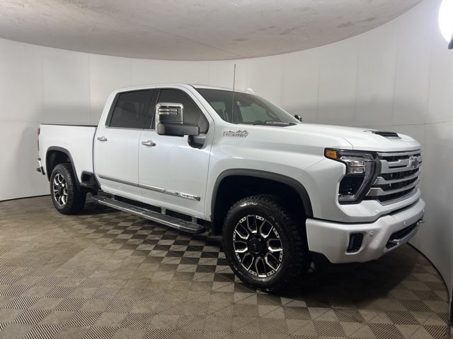 New 2026 Chevrolet Silverado 2500 High Country w/ Technology Package AWD/4WD image 8