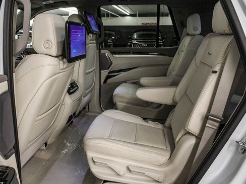 New 2026 Cadillac Escalade Platinum Luxury image 17