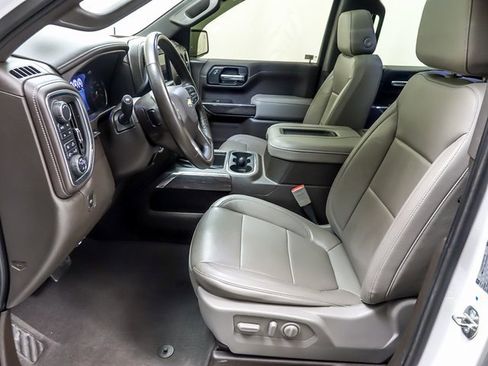 Used 2019 Chevrolet Silverado 1500 LTZ w/ LTZ Premium Package image 8