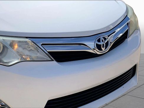 Used 2014 Toyota Camry XLE FWD image 29