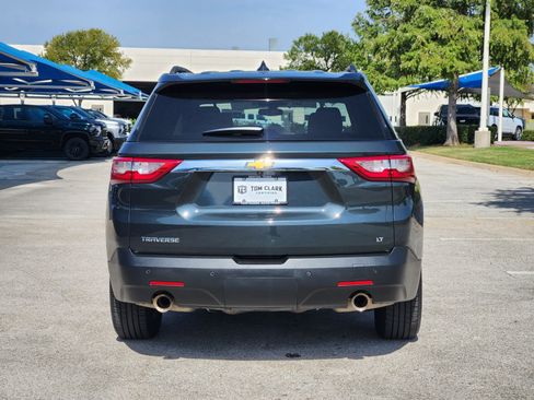 Used 2021 Chevrolet Traverse LT FWD image 32