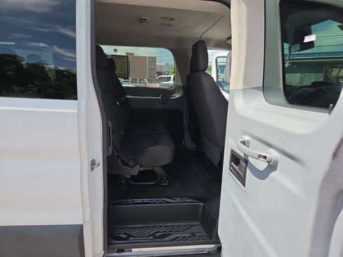 Used 2016 Ford Transit 350 XLT RWD image 17