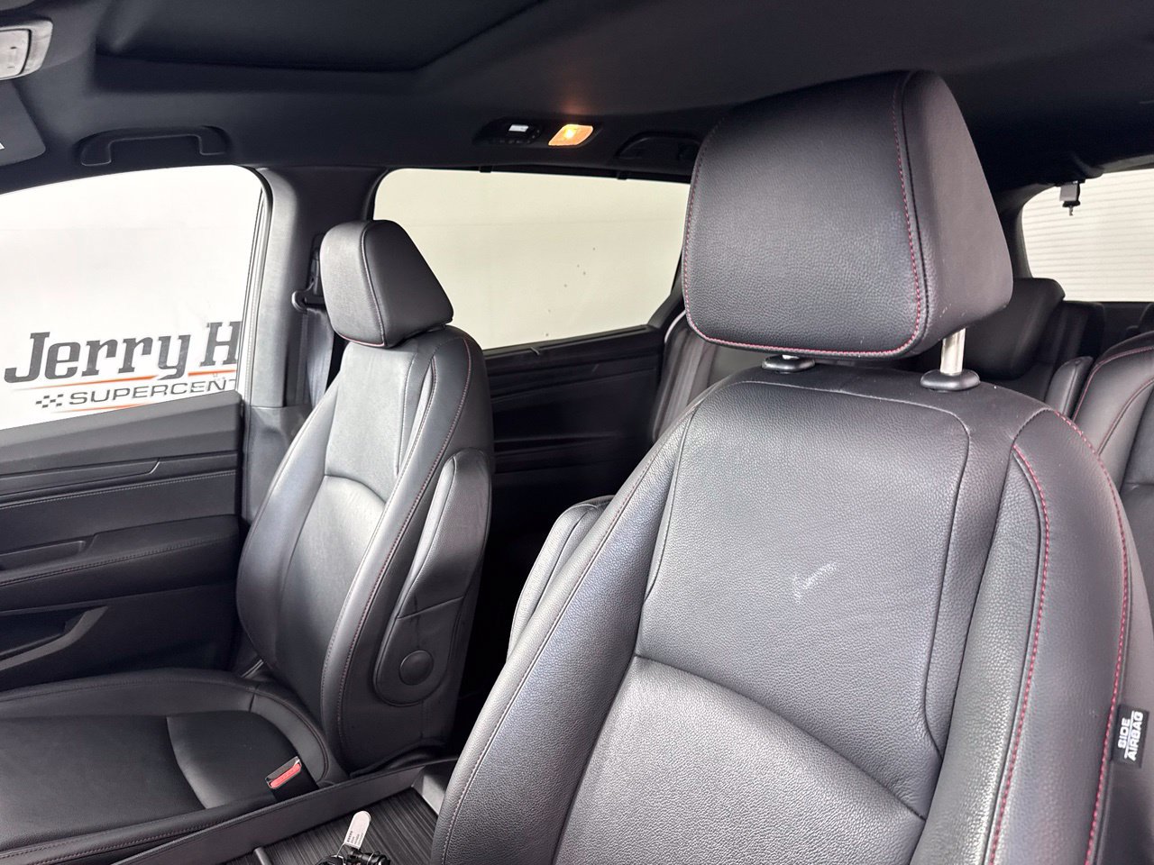 Used 2024 Honda Odyssey Sport image 9