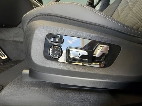 Used 2026 BMW X7 xDrive40i AWD/4WD image 28