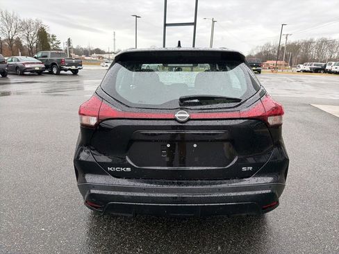 Used 2022 Nissan Kicks SR image 7