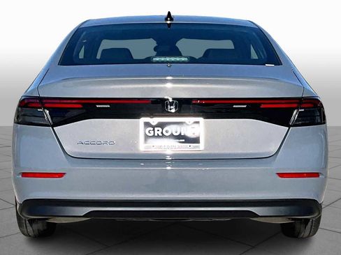 New 2025 Honda Accord SE image 4