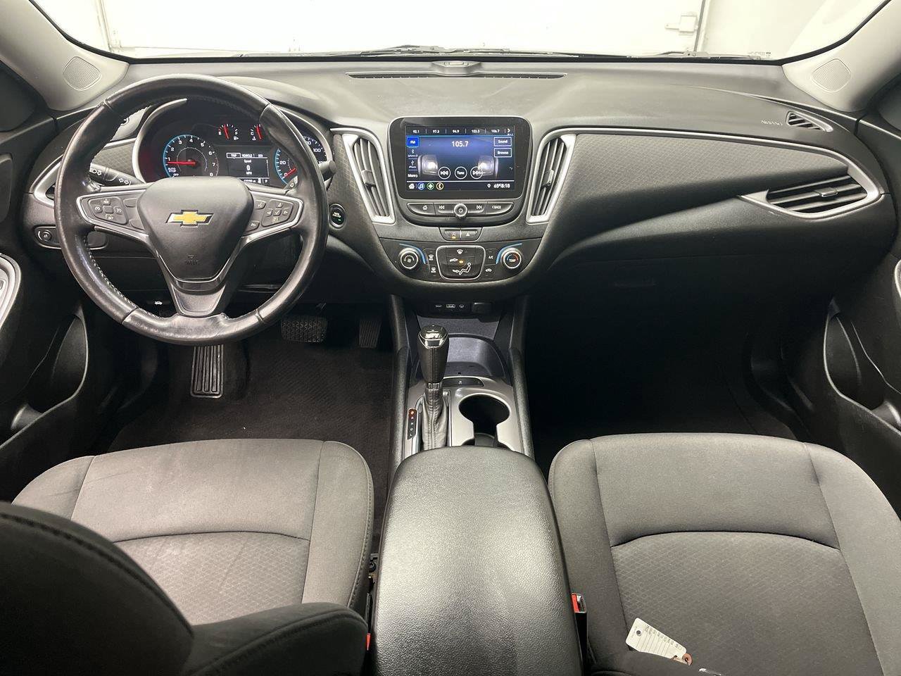 Used 2020 Chevrolet Malibu RS FWD image 4
