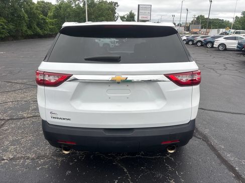 Used 2019 Chevrolet Traverse LS FWD image 4