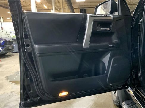 Used 2022 Toyota 4Runner Limited image 44