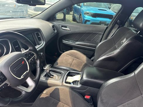 Used 2018 Dodge Charger R/T Scat Pack RWD image 10