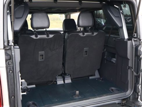 Used 2021 Ford Bronco Black Diamond image 19