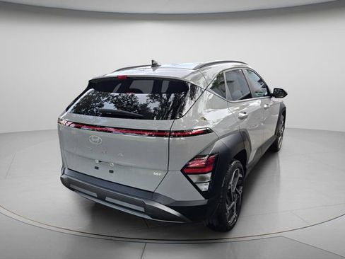 Used 2026 Hyundai Kona SEL Premium FWD image 6