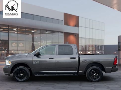 Used 2019 RAM 1500 Express AWD/4WD image 5