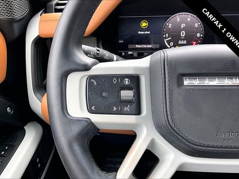 Used 2024 Land Rover Defender 110 S image 11