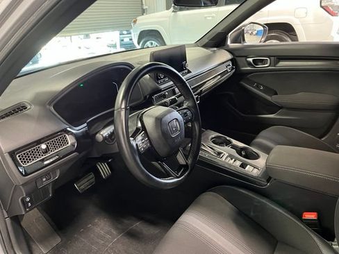 Used 2023 Honda Civic Sport image 22