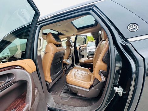 Used 2014 Buick Enclave Leather w/ LPO, Cargo Convenience Pkg image 18