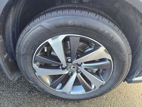 Used 2019 Lexus NX 300h AWD image 10