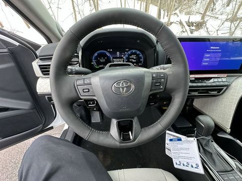 New 2026 Toyota Camry XLE image 13