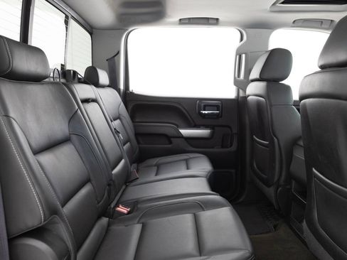 Used 2015 Chevrolet Silverado 1500 LTZ Z71 w/ LTZ Plus Package AWD/4WD image 33