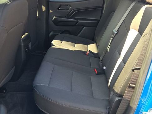 Used 2023 Chevrolet Colorado Trail Boss w/ Technology Package image 16