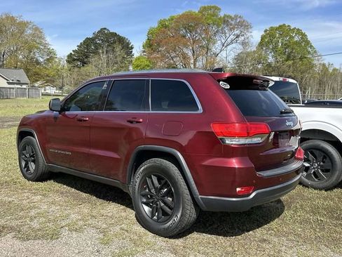 Used 2018 Jeep Grand Cherokee Laredo image 16