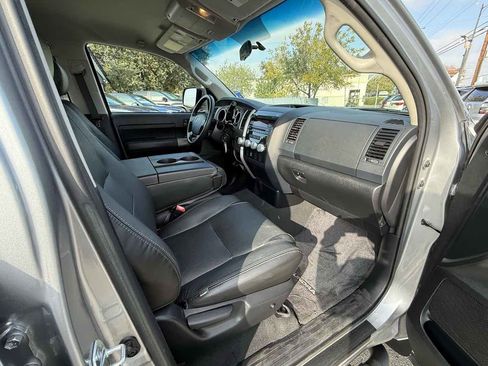 Used 2012 Toyota Tundra 4x4 Double Cab image 12